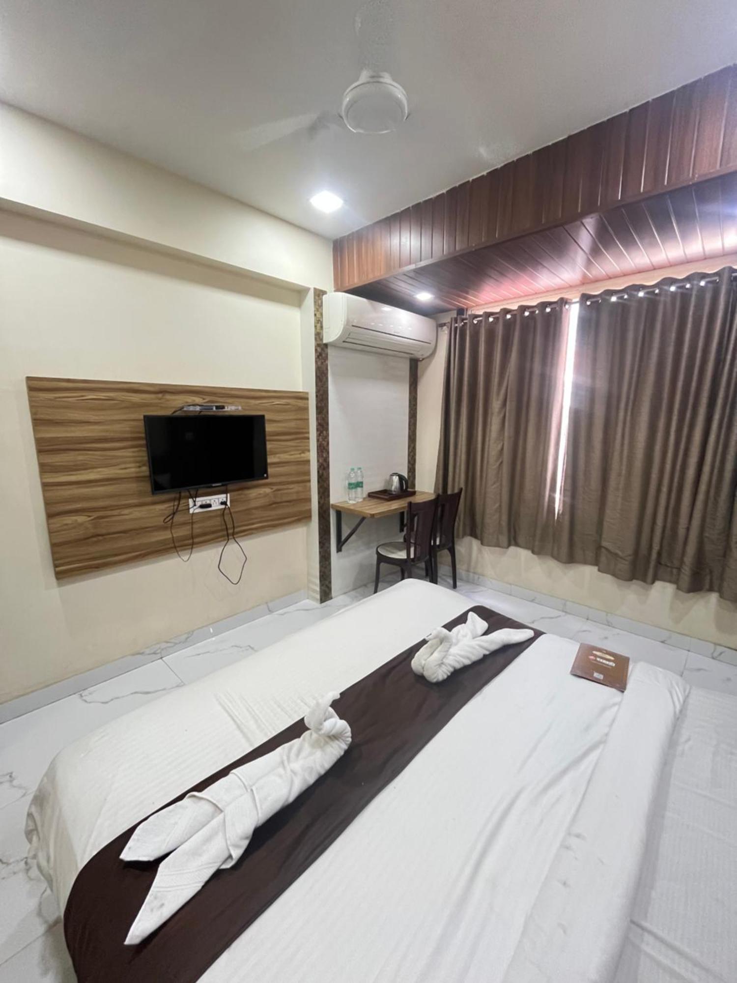 Bansuri Hotel - Opposite Shreenathji Temple Just80Mtr Walk L 1Min Away 966O9O1Oo6 Nāthdwāra Zewnętrze zdjęcie